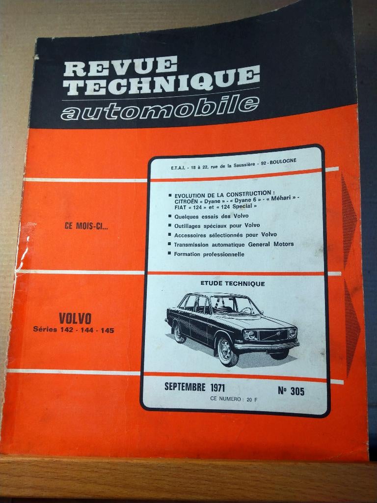 RTA 305 - Volvo 142 - 144 - 145 - septembre 1971, Auto diversen, Handleidingen en Instructieboekjes, Ophalen of Verzenden