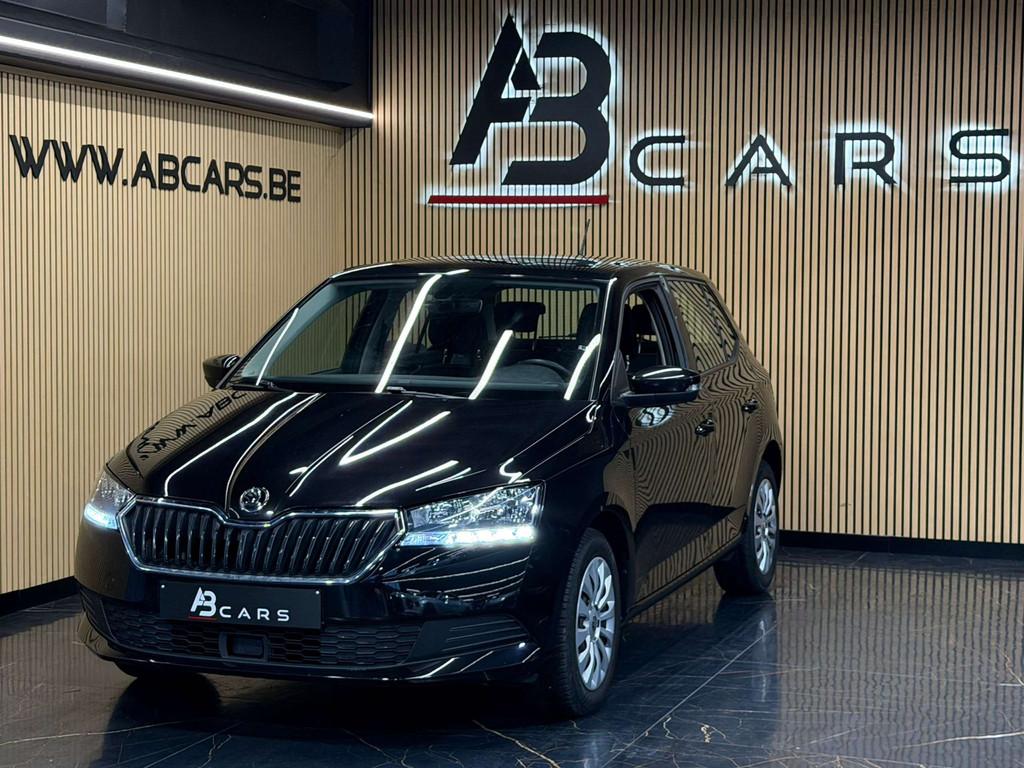 Skoda Fabia 1.2i * 1ER PROPRIÉTAIRE * GARANTIE 12 MOIS *, Auto's, Gebruikt, 1198 cc, Zwart, 1545 kg