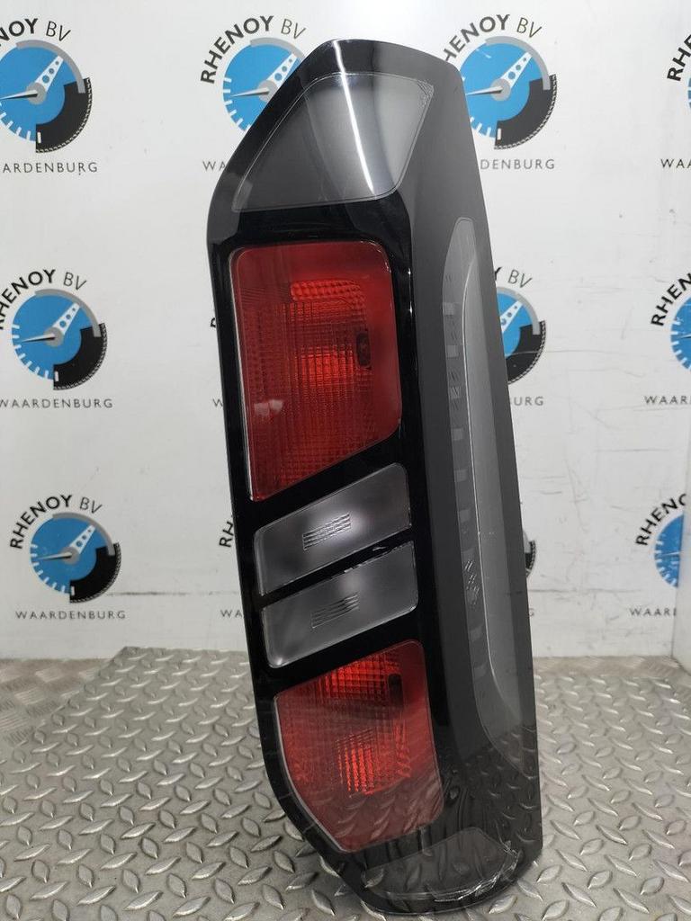 FORD TRANSIT CUSTOM SWB Trail ACHTERLICHT R PZ3113404AD 2024, Ophalen of Verzenden, Gebruikt, Stiba lid