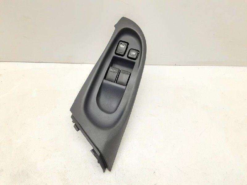 RAAMSCHAKELAAR Nissan Almera (N16) (01-2000/11-2006), Auto-onderdelen, Overige Auto-onderdelen, Nissan, Gebruikt