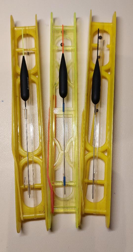 Lot de 3 lignes de pêche artisanales pour la pêche 82, Sports nautiques & Bateaux, Enlèvement ou Envoi, Neuf, Ligne fixe