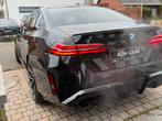 BMW M5 4.4 V8 PLUG-IN HYBRIDE / 2025 / 6000 KM, Auto's, Automaat, 4395 cc, Zwart, Leder