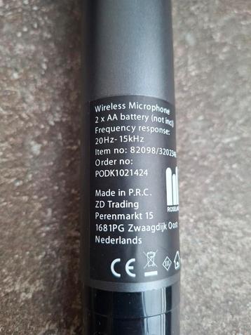 Draadloze microfoon beschikbaar voor biedingen