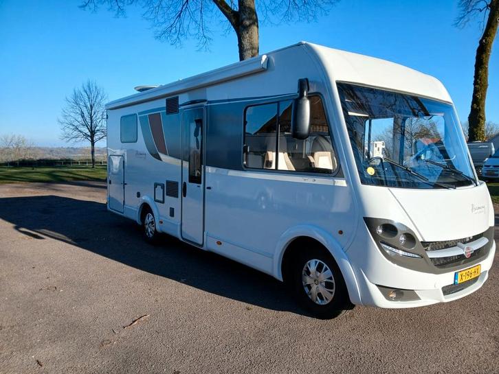 Bürstner Harmony Line 734g queensbed, Caravanes & Camping, Camping-cars, Particulier, jusqu'à 4, Intégral, Bürstner, Diesel, 7 à 8 mètres