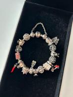 Bracelet Pandora Complet de 18 Charms, Bijoux, Sacs & Beauté, Comme neuf, Argent, Envoi, Argent