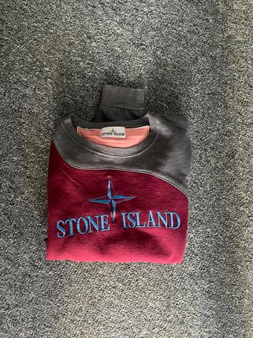 Leuke trui stone island beschikbaar voor biedingen