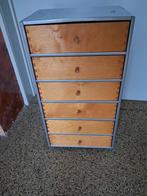 Metalen kastje met 6 houten schuifjes op wieltjes, Ophalen, Gebruikt