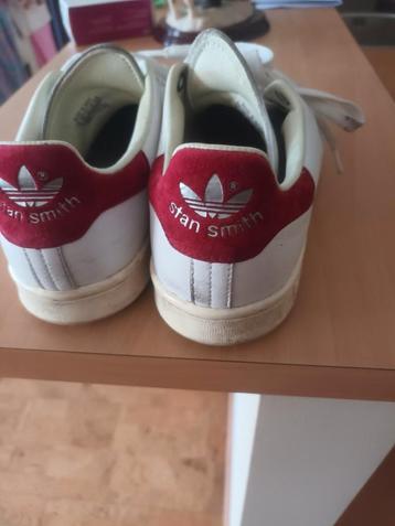 Nieuw paar sportschoenen  " ADIDAS" beschikbaar voor biedingen