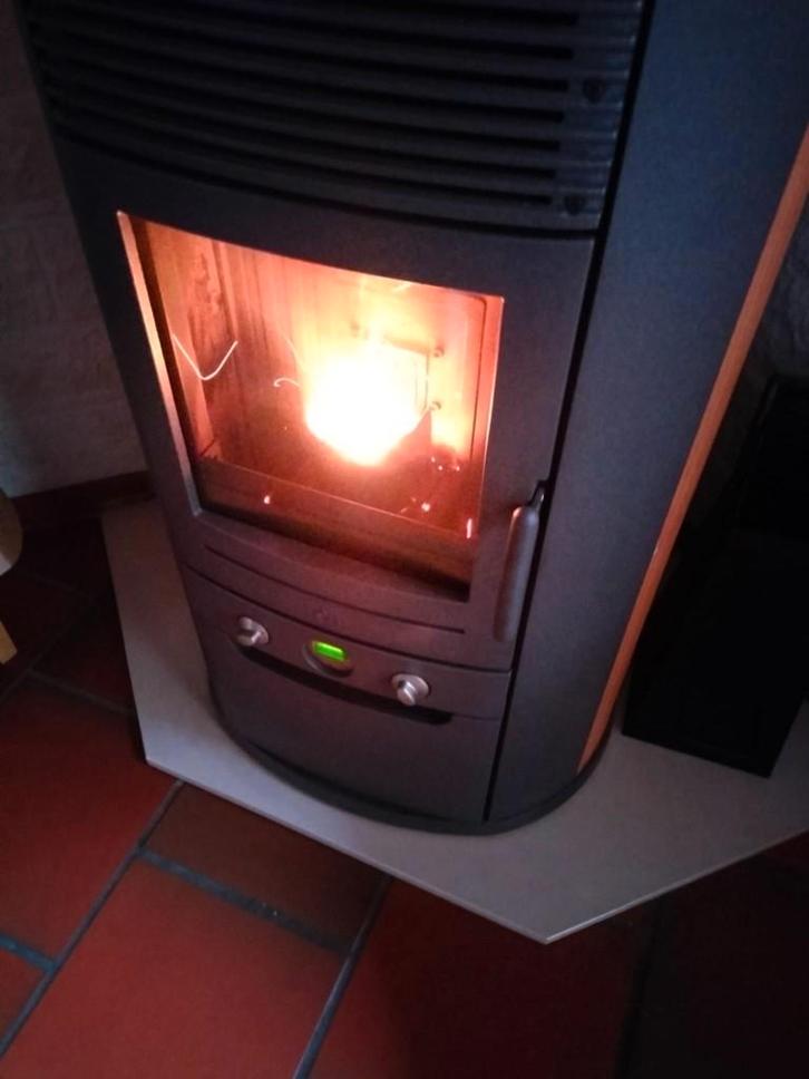 Poêle à pellets EDILKAMIN IRIS C/PROG, Maison & Meubles, Poêles, Utilisé, Poêle à granulés, Enlèvement