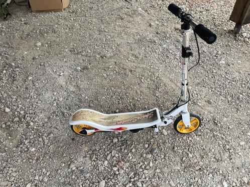 Space Scooter Step X580 - Wit / Geel, Vélos & Vélomoteurs, Trottinettes, Utilisé, Autres types, Enlèvement