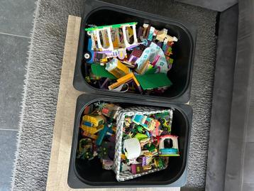 Verschillende sets LEGO  beschikbaar voor biedingen