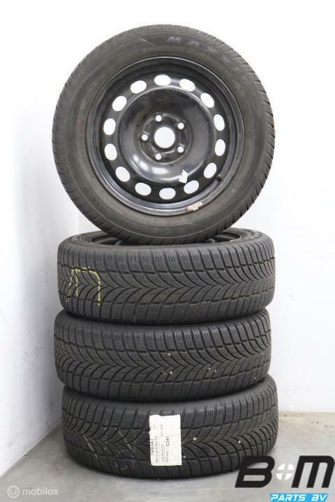 WINTER! Set 16 inch velgen VW Golf 5 NB, Auto-onderdelen, Banden en Velgen, Banden en Velgen, Winterbanden, 16 inch, 205 mm, Personenwagen
