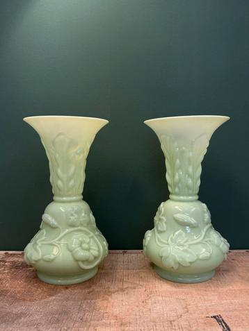 Prachtige franse art nouveau licht groene vasen, Ophalen