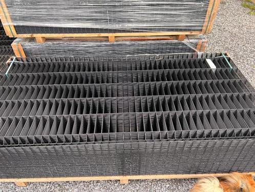 Lot de grillages rigides - 1,23 cm - couleur noir, Jardin & Terrasse, Clôtures de jardin, Enlèvement