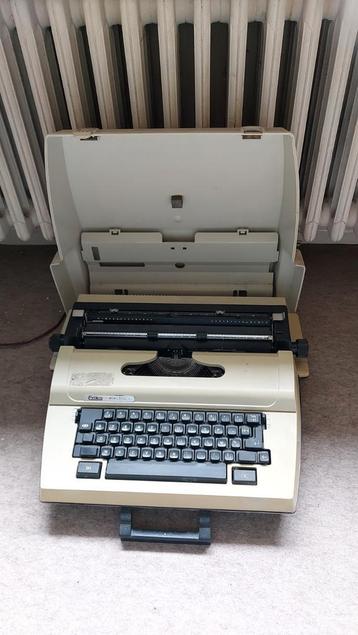 Erika electric S2020 - machine à écrire (1983), Enlèvement, Utilisé