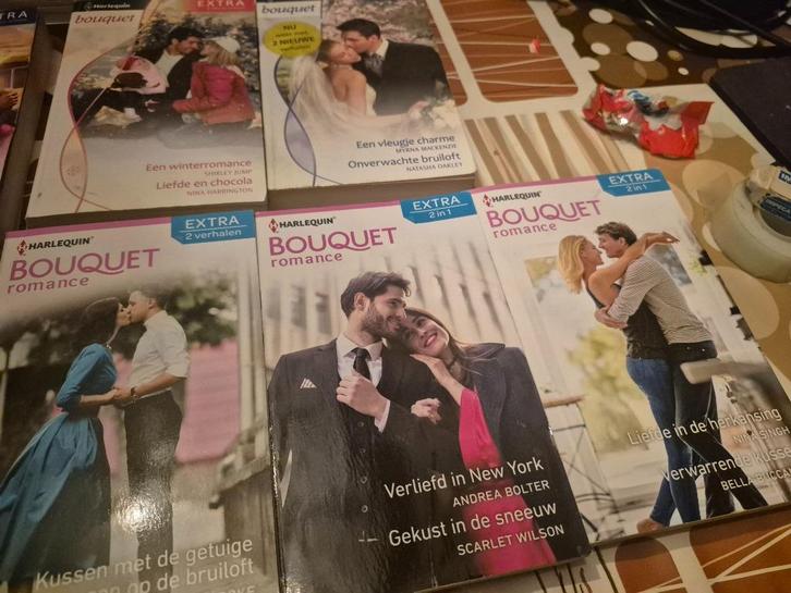 Bouquet -extra (2verhalen per boek), Boeken, Romans, Gelezen, Ophalen of Verzenden