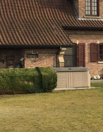 Hotspring Grandee coastal grey granite blue  beschikbaar voor biedingen