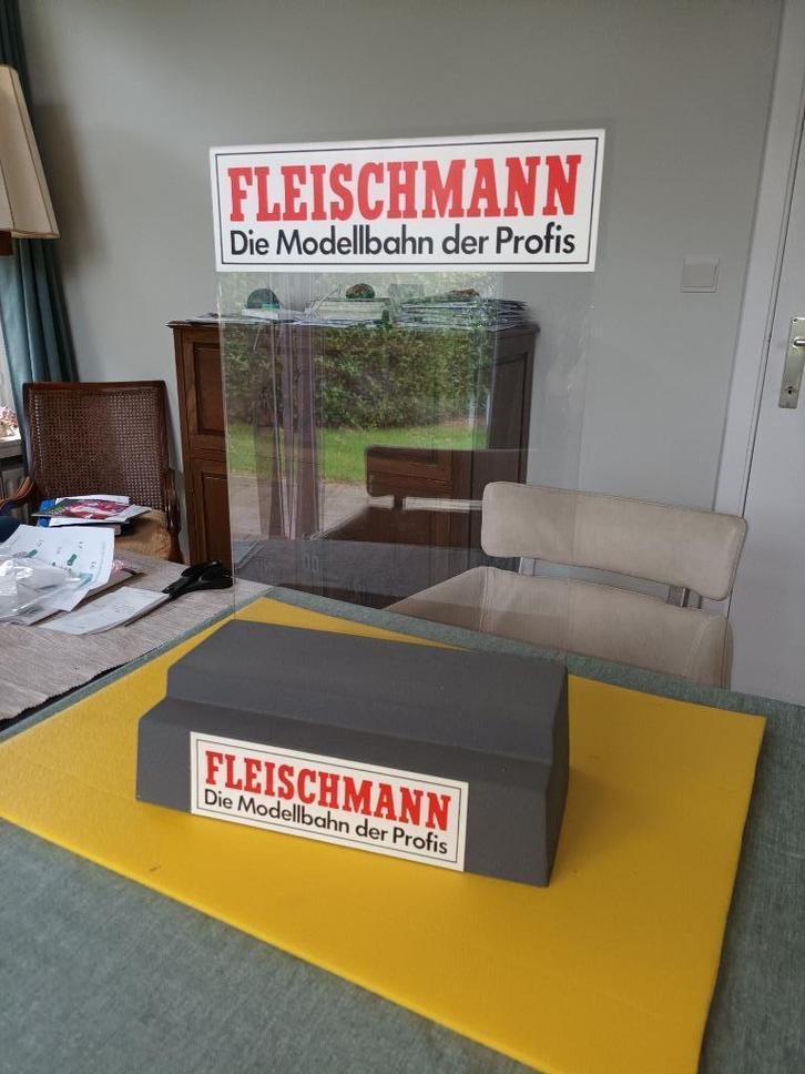 Fleishmann etalage/vitrine display, Hobby en Vrije tijd, Modeltreinen | H0, Zo goed als nieuw, Overige typen, Fleischmann, Ophalen