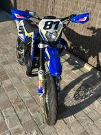 GLOEDNIEUWE Sherco sm-rs *40KM*, 6 versnellingen, Zo goed als nieuw, 50 cc, Ophalen