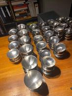 Inox ijscoupes retro, Ophalen