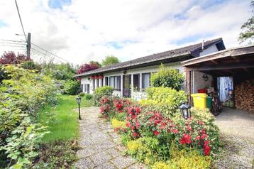Bureau à vendre à Lichtenbusch, 3 chambres beschikbaar voor biedingen