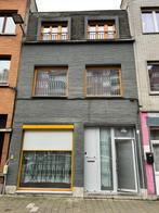 Mooie gezinswoning in Deurne te koop! volledig instapklaar, 200 tot 500 m², 235 m², Antwerpen (stad), Tussenwoning