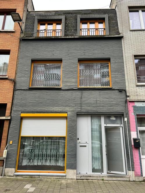 Mooie gezinswoning in Deurne te koop! volledig instapklaar, Immo, Huizen en Appartementen te koop, Antwerpen (stad), 200 tot 500 m²