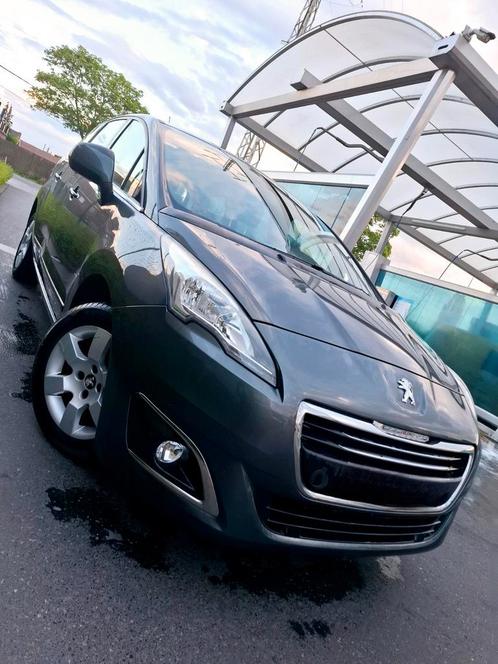 Beugeot 5008 -7 zitplaatsen, Auto's, Bugatti, Particulier, Bluetooth, Diesel, Euro 5, 5 deurs, Handgeschakeld, Zilver of Grijs