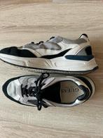 Chaussures Guess, Enlèvement, Comme neuf
