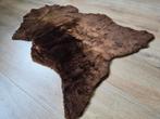Decoratief tapijt van vacht (schapenvacht, dierenvacht), Huis en Inrichting, Stoffering | Tapijten en Vloerkleden, Ophalen of Verzenden