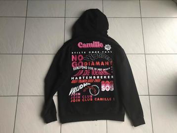 Camille kledij : Hoodie met rits en kap beschikbaar voor biedingen