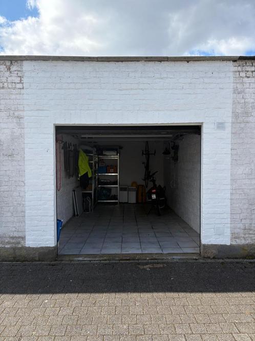 GARAGE À VENDRE, Immo, Garages & Places de parking, Malines