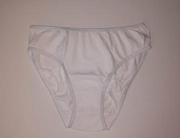 Nur Die slip/onderbroek "XL" beschikbaar voor biedingen