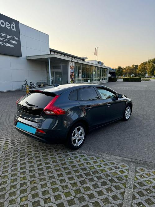 Volvo V40 D2 2016 - 2,0 euro 6B, excellent état !, Autos, Volvo, Particulier, V40, Carnet d'entretien, Enlèvement