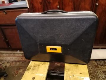 2 valises Krauser beschikbaar voor biedingen