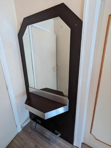Vintage kappersspiegel uit de jaren ’70 – 2 m x 1 m beschikbaar voor biedingen
