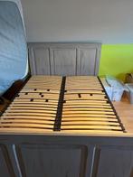 Bed inclusief lattenbodem, Ophalen, Gebruikt, Klassiek met een moderne touch, 140 cm