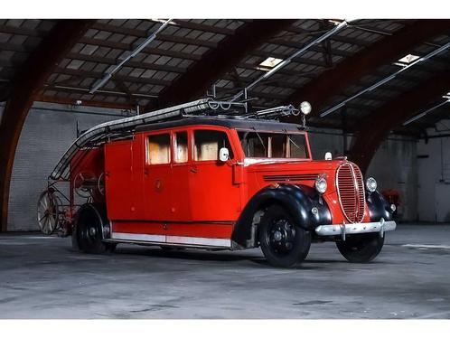 Ford 85 Fire Truck 221CI V8 - 1938, Auto's, Oldtimers, Bedrijf, Ford, Benzine, Overige carrosserie, 3 deurs, Handgeschakeld, Rood
