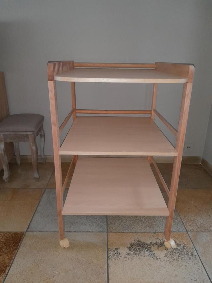 Luiertafel op wieltjes - eik, Kinderen en Baby's, Kinderkamer | Commodes en Kasten, Gebruikt, Ophalen