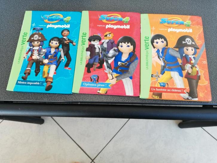 3 livres Super 4 de la Bibliothèque Verte, Boeken, Kinderboeken | Jeugd | onder 10 jaar, Gelezen, Fictie algemeen, Ophalen of Verzenden