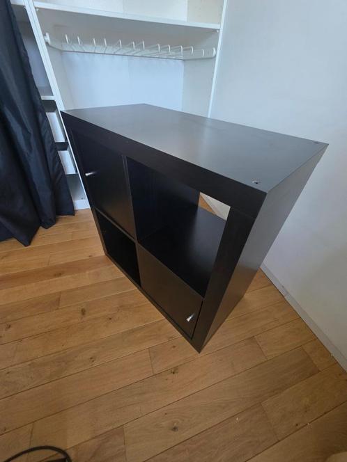 IKEA 2 meubels KALLAX zwarte plank met deuren 79*79, Huis en Inrichting, Woonaccessoires | Etagères, Gebruikt, Ophalen