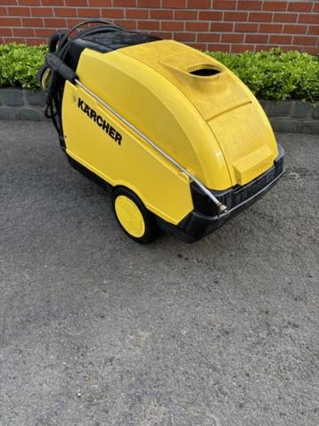 hogedrukreiniger warmwater KARCHER HDS895 190 bar 2x220 volt beschikbaar voor biedingen