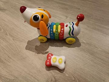 Hondje chicco met afstandsbediening  beschikbaar voor biedingen