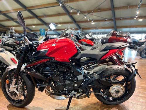 MV AGUSTA Brutale 800 ROSSO AGO RED, Motos, Motos | MV Agusta, Entreprise, Super Sport, plus de 35 kW, 3 cylindres, Enlèvement
