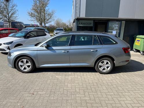 skoda superb1.6 tdi break automaat navigatiepdc cruise euro6, Auto's, Skoda, Bedrijf, Te koop, Superb, ABS, Airbags, Airconditioning