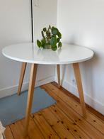 Table à manger blanche ronde, Maison & Meubles, Tables | Tables d'appoint, 55 à 75 cm, 60 cm ou plus, Utilisé