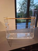 VINTAGE krantenhouder van plexiglas. Gesigneerd David Lange, Ophalen