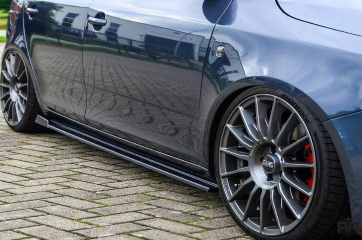 side skirts skoda fabia rs 2010-2015, Auto-onderdelen, Carrosserie, Skoda, Nieuw, Ophalen of Verzenden