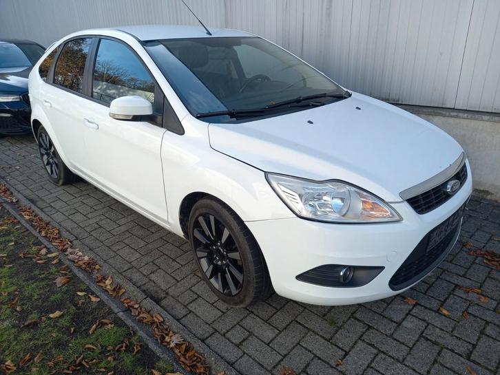Fors Focus 1.8 benzine bj 2010 met 123000kms, Auto's, Ford, Particulier, Focus, Radio, Benzine, Ophalen