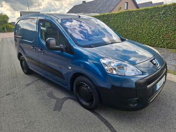 PEUGEOT PARTNER 1.6 HDI BJ 2009 SCHUIFDEUR AIRCO ELC.RAM  beschikbaar voor biedingen